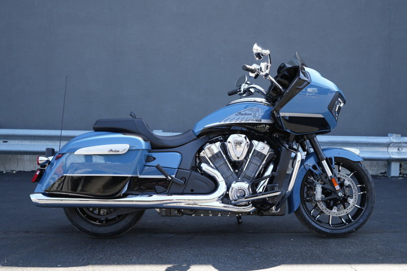New 2026 Indian Motorcycle Challenger Limited 112 w/PowerBand